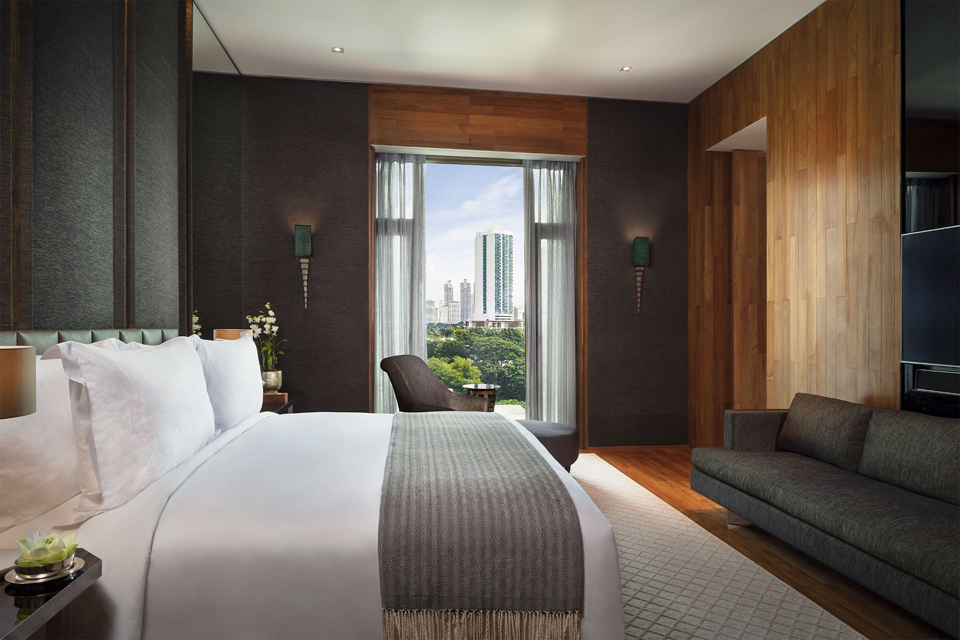  _Club_Suite_ _Bedroom_sukhothai hotel bangkok