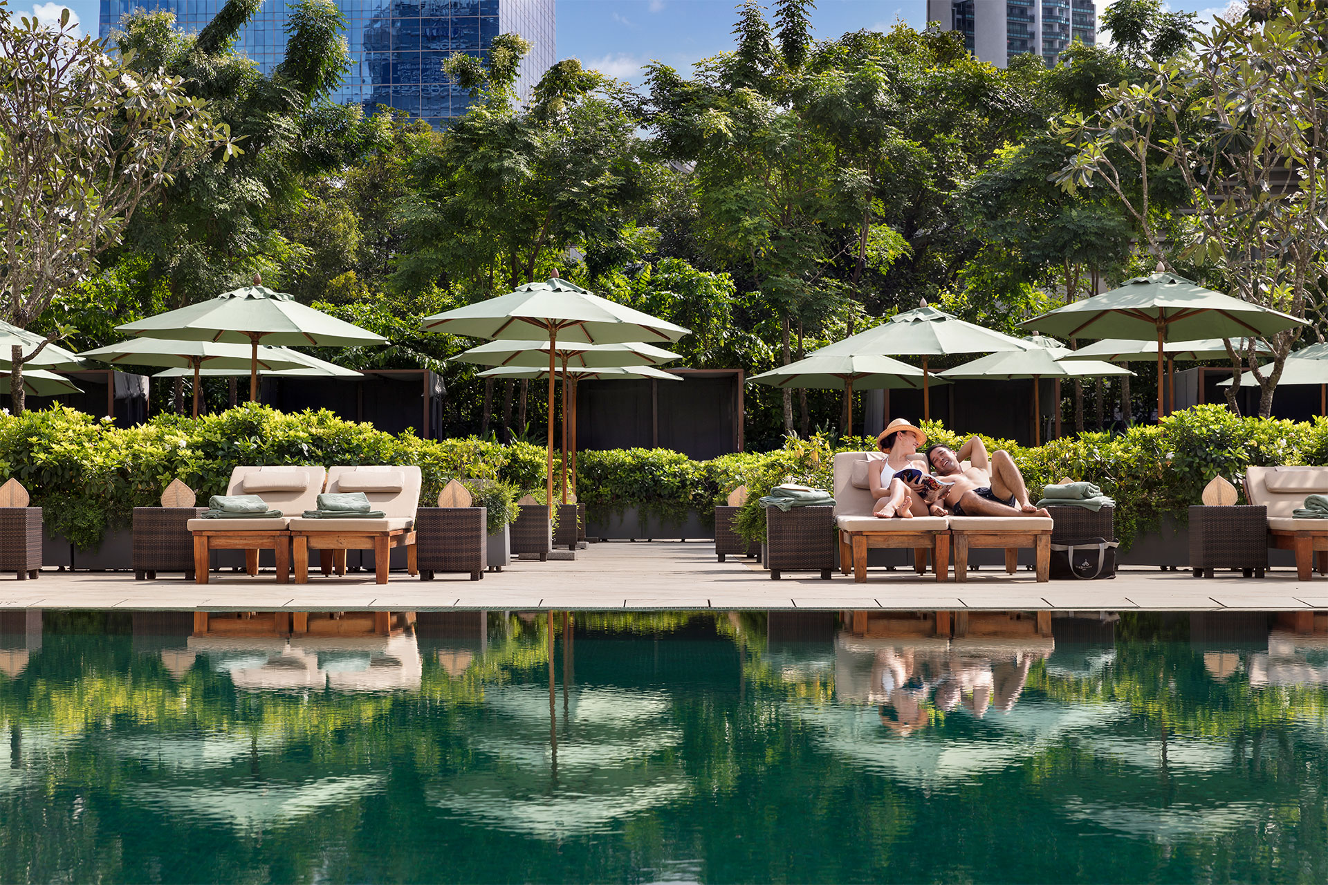 Sukkhothai_Hotel_Bangkok_Swimming_Pool_H A 